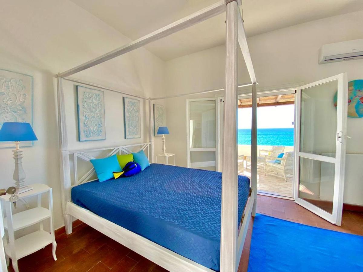 דירות Beachfront House Geremeas Sardegna מראה חיצוני תמונה