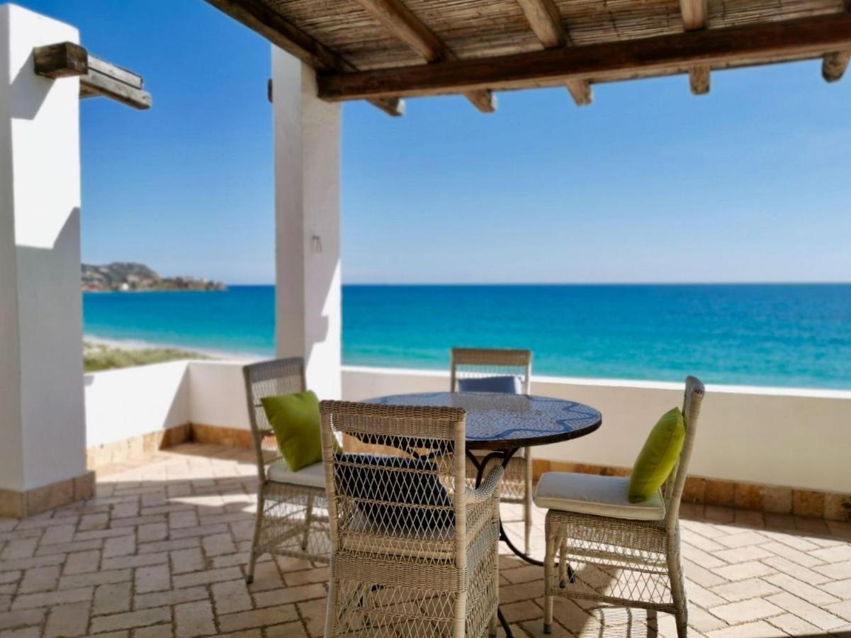 דירות Beachfront House Geremeas Sardegna מראה חיצוני תמונה