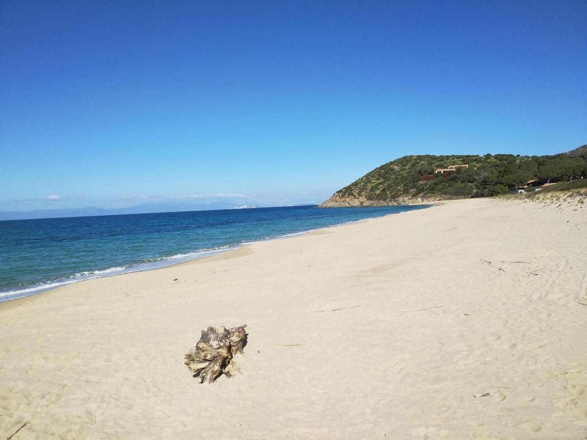 דירות Beachfront House Geremeas Sardegna מראה חיצוני תמונה